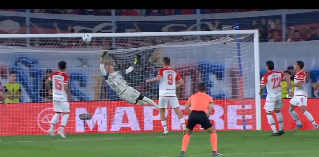 Fernando Muslera yine yaptı yapacağını! Copa Libertadores son 16 maçında öyle bir top çıkardı ki... 1