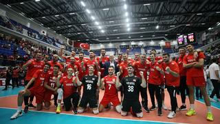 A Milli Erkek Voleybol Takımı Danimarka'yı 3-2 ile geçti! Avrupa Şampiyonası'na katılmaya hak kazandı...