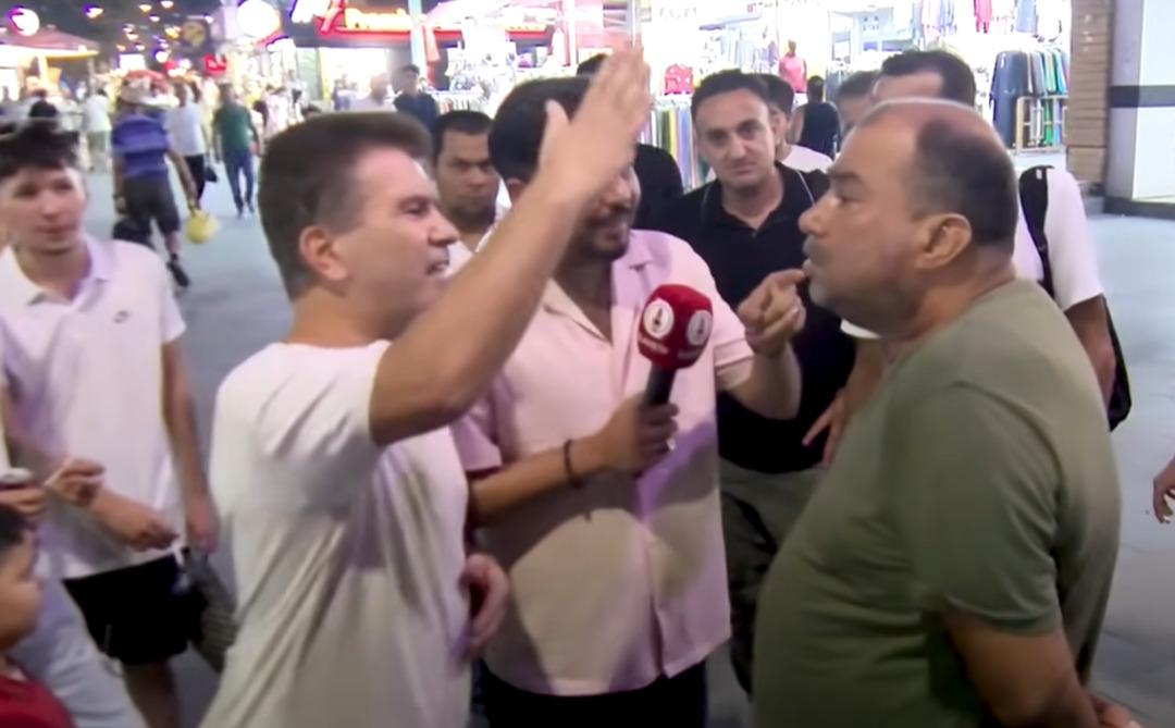 Atatürk e Ermeni deyince tokadı yedi! YouTube daki sokak röportajında linç girişimi... Kaçarak kurtuldu 1