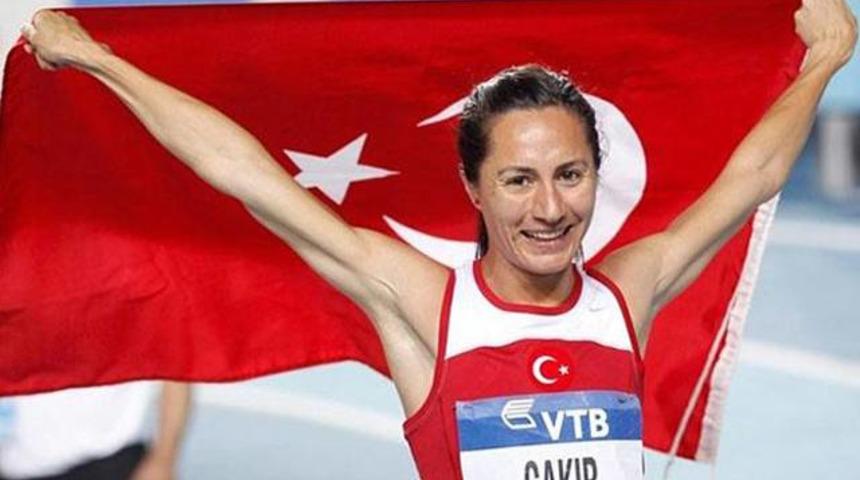 Aslı &Ccedil;akır Alptekin'e r&uuml;şvet su&ccedil;laması