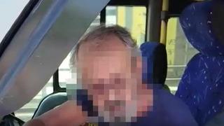 Dolmuş şoförüne ceza üstüne ceza yağdı! Cevabı şaşırttı: 'Kızımla konuşuyordum yasak mı?'