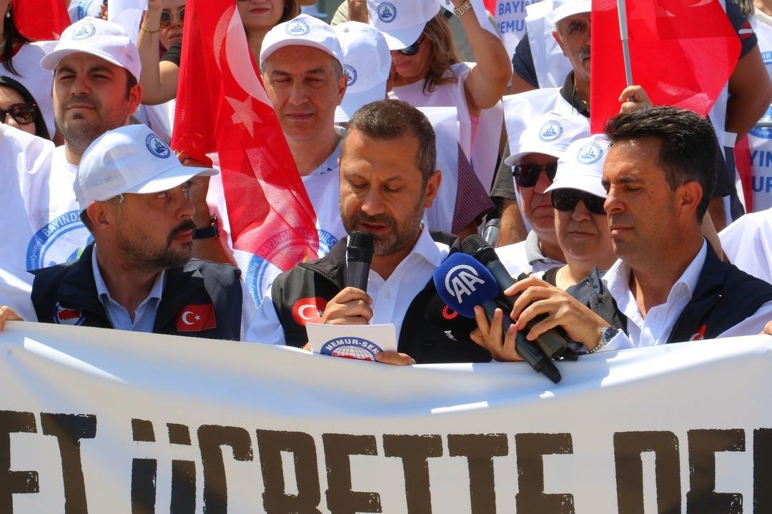 Fark yüzde 55 e ulaştı  Memur-Sen den  zam teklifi  çıkışı!  Geçmiş kayıplarımız...  1