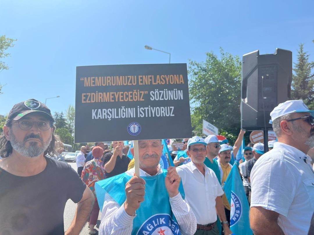 Sağlık-Sen Genel Başkanı: "Sadaka değil, hak ettiğimiz ücretleri istiyoruz" 3