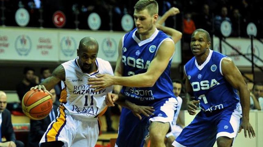 Royal Halı Gaziantep 79 - 70 Rosa Radom