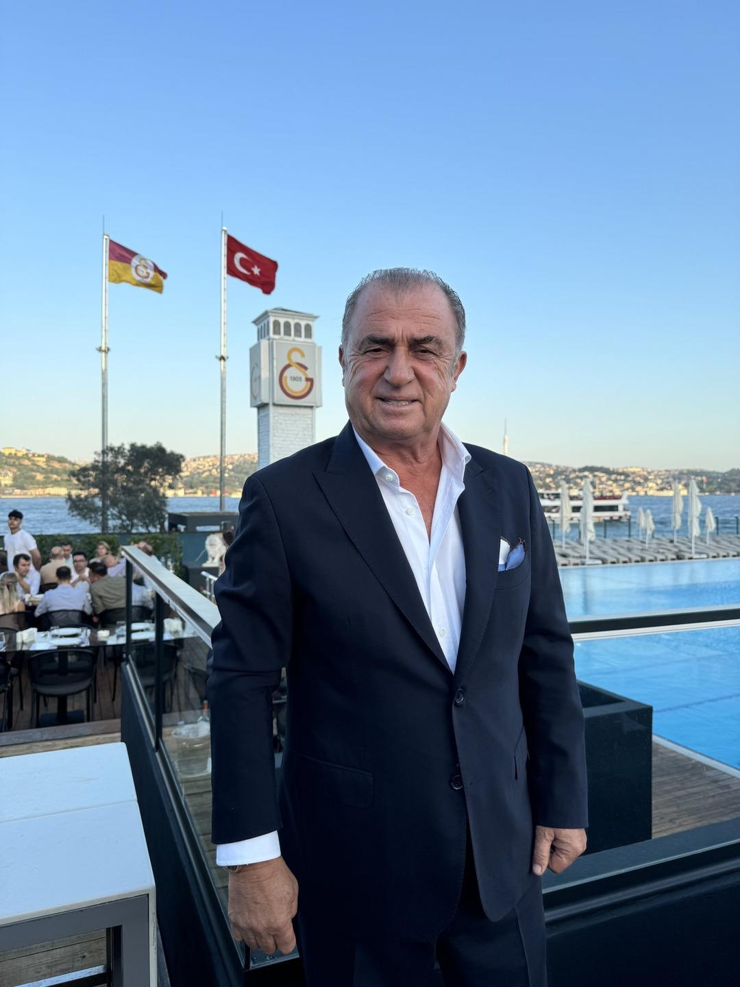 Fatih Terim e 2026 Dünya Kupası için tarihi teklif! Özbekistan milli takımı Terim in kapısını çaldı... 2