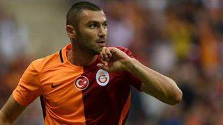 Burak Yılmaz için dev teklif! Taraftar formayı giydirdi