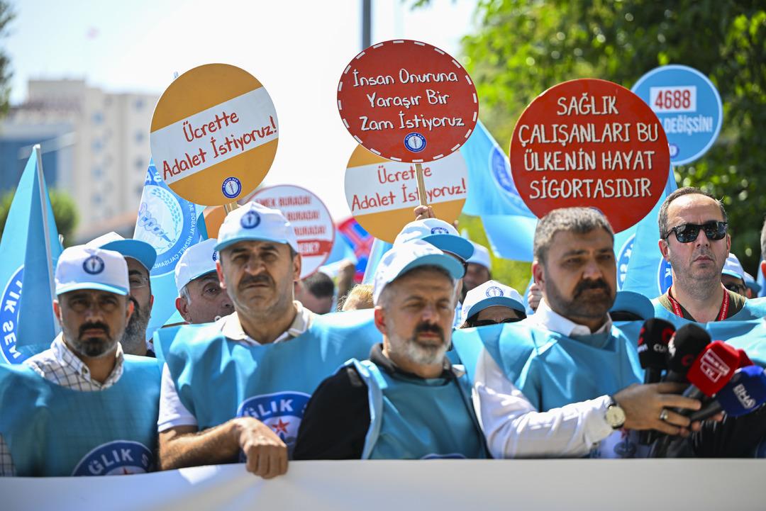 Memur sendikalarından hükümetin zam teklifine tepki:  Gerçekçi bir teklif getirin  3