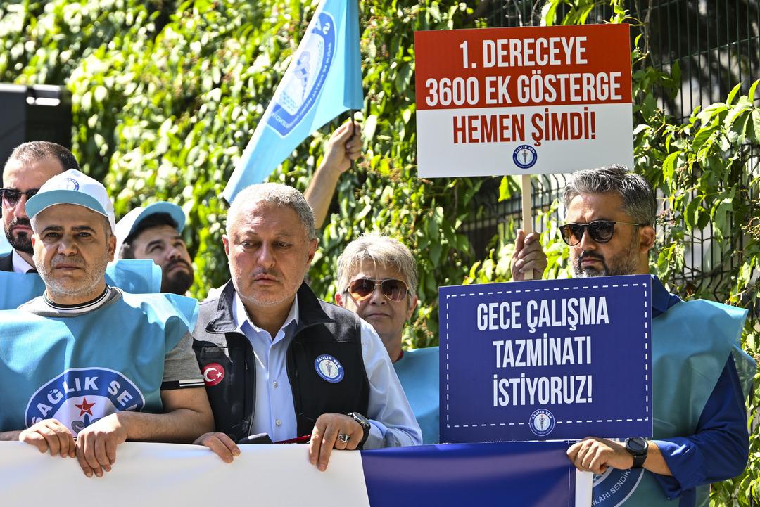 Memur sendikalarından hükümetin zam teklifine tepki:  Gerçekçi bir teklif getirin  4