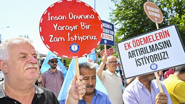 Memur sendikalarından hükümetin zam teklifine tepki: 'Gerçekçi bir teklif getirin'