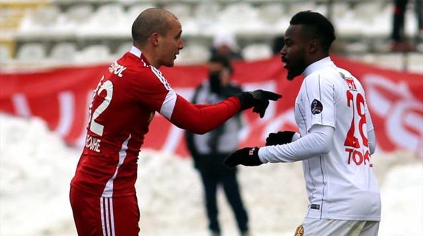 Medicana Sivasspor 1 - 2 Eskişehirspor