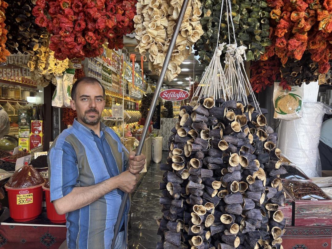 Lezzet ve renk şöleni başladı! Gaziantep te yeni mahsul kurutmalıklar tezgahlarda: "Fiyatlar geçen yıl ile aynı" 1