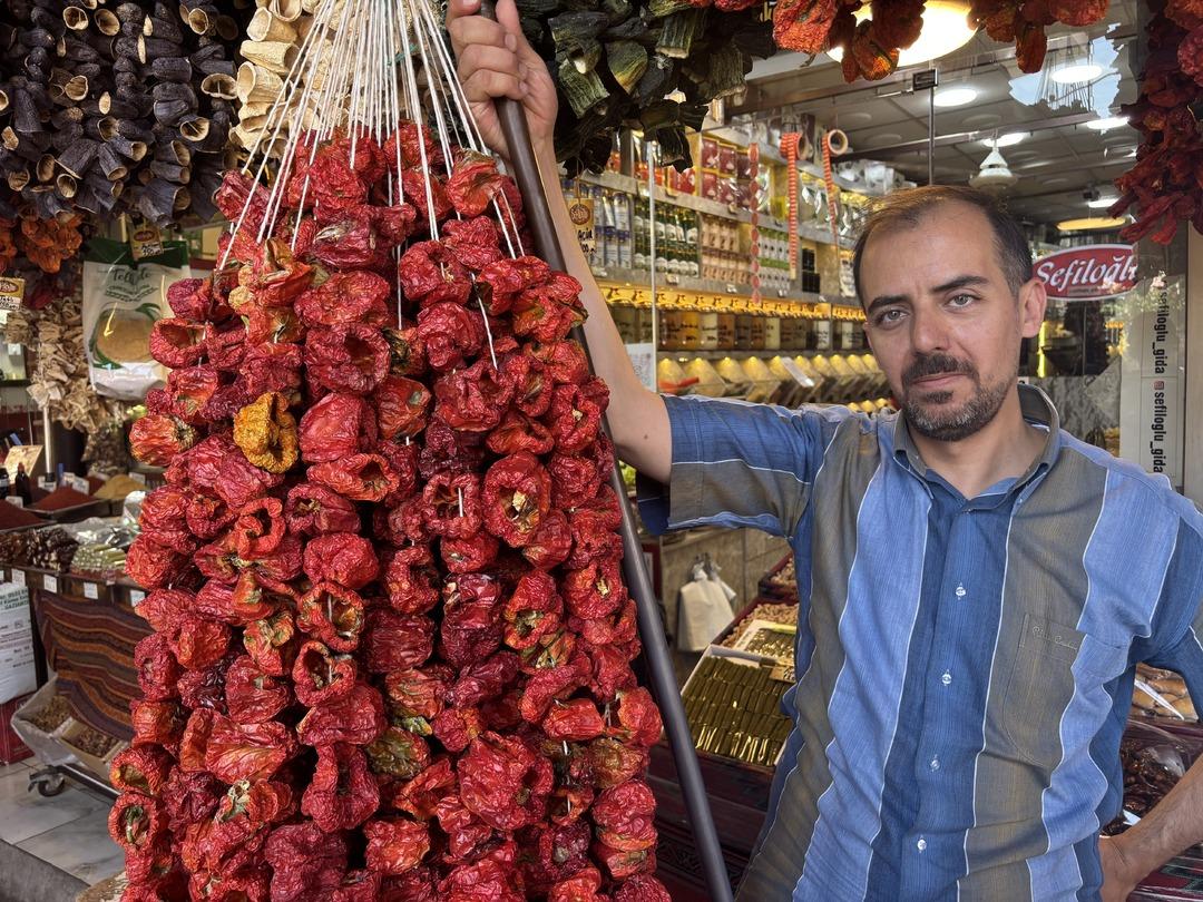 Lezzet ve renk şöleni başladı! Gaziantep te yeni mahsul kurutmalıklar tezgahlarda: "Fiyatlar geçen yıl ile aynı" 2