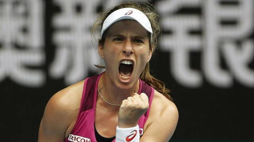 Konta tarih yazıyor