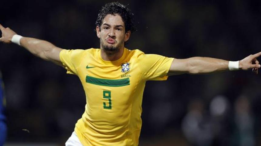 Pato Chelsea&rsquo;de!