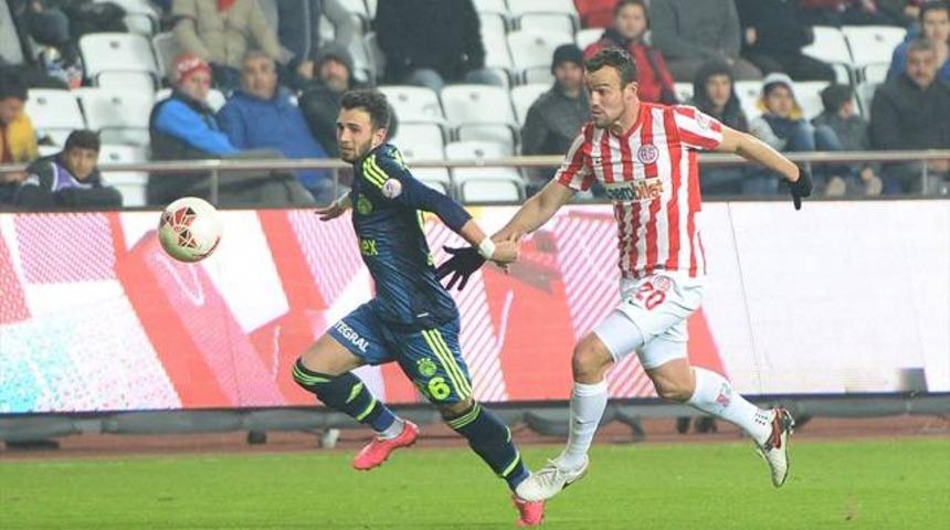 Fenerbah&ccedil;e Antalyaspor ma&ccedil;ından gol &ccedil;ıkmadı