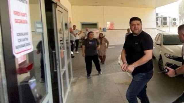 Yer: Bolu! Tanınmış iş insanı ile şoförü tutuklandı: Gazetecilere küfürler savurdu!