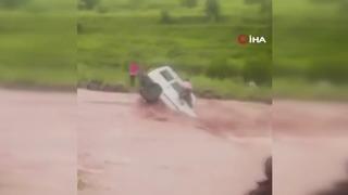 Hindistan’da sel: En az 40 ölü, 120’den fazla yaralı