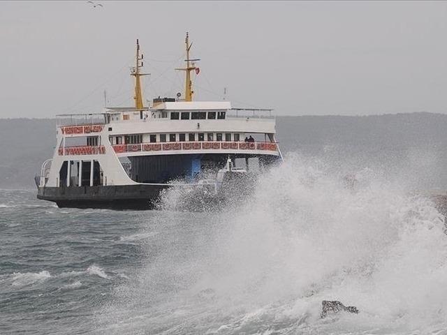 Güney Marmara'da feribot seferleri iptal edildi
