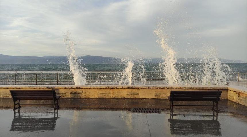 Bursa Valiliği'nden fırtına uyarısı