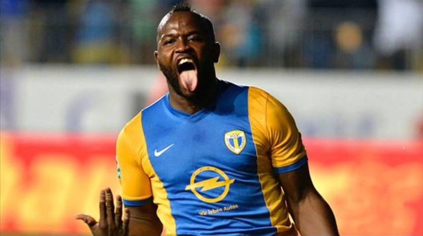 Karşıyaka'da Tamuz imzayı atmadan gitti