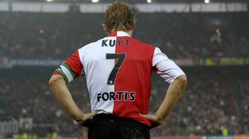 Feyenoord'da Kuyt'a şok tepki