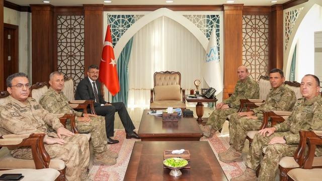 Orgeneral Levent Ergün’den Vali Çelik’e ziyaret