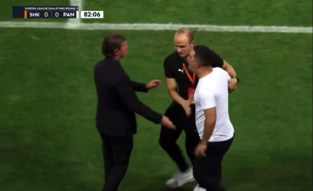 Shakhtar Donetsk Panathinaikos a elendi! Arda Turan kenarda çılgına döndü... Genç hocayı kırmızı kart da durduramadı 2