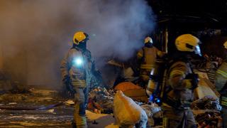 Avcılar'da çorap üretim atölyesinde çıkan yangın söndürüldü