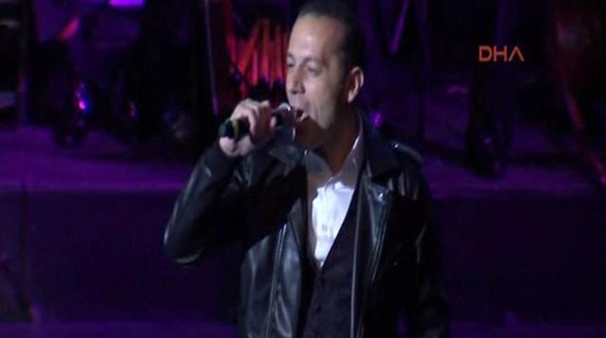 Feridun D&uuml;zağa&ccedil;'tan C&uuml;neyt &Ccedil;akır bombası!