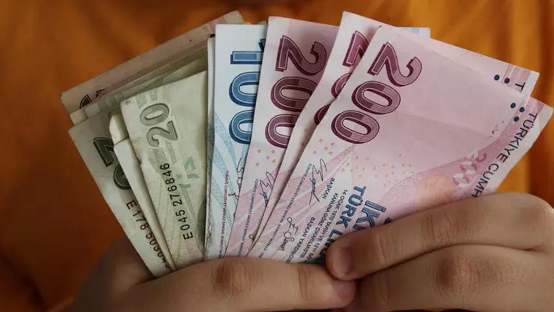 Bir firmanın verdiği iş ilanı gündem oldu! 35 bin lira karşılığında istemediği iş yok... Çimento da taşıyacak çay da dağıtacak: "Nazlanan aramasın" 1