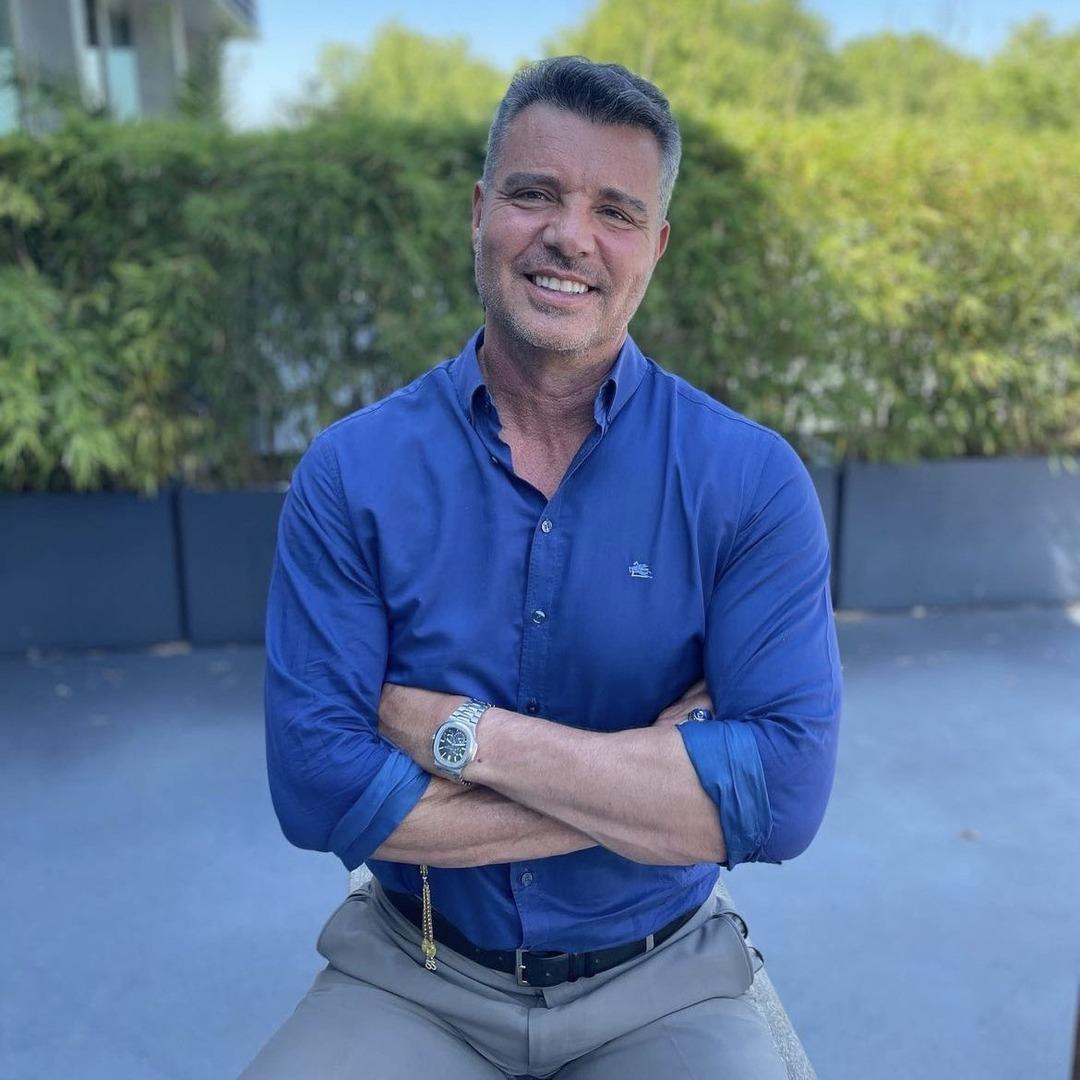 Fenerbahçe de Başkan Adayı Sadettin Saran seçim öncesi sahneye çıktı! Saran Fenerbahçe deki sorunun parayı yanlış kullanma olduğunu belirtti... 2