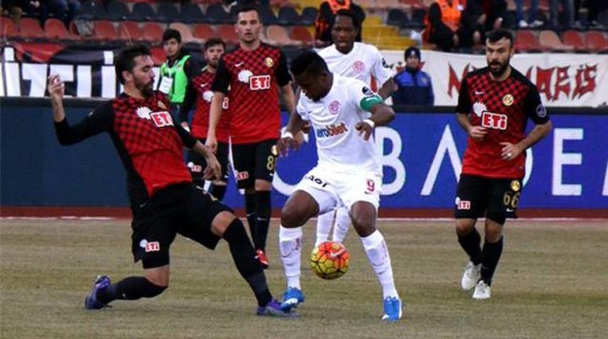 Eskişehirspor 3 - 2 Antalyaspor