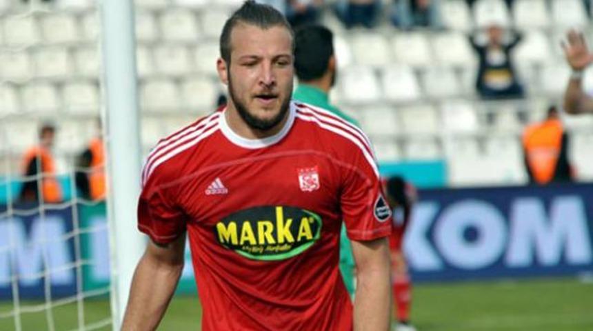 Batuhan Karadeniz Avrupa'ya transfer oldu!