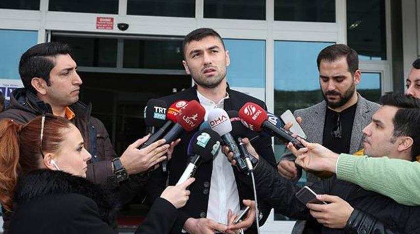 Burak Yılmaz, Arda Turan'ı ge&ccedil;ti
