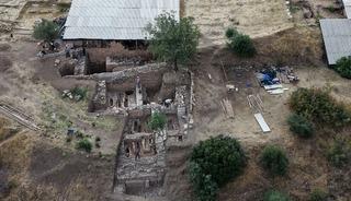 Sardes'te 2 bin 800 yıllık Lidya Sarayı'nın kalıntılarına ulaşıldı