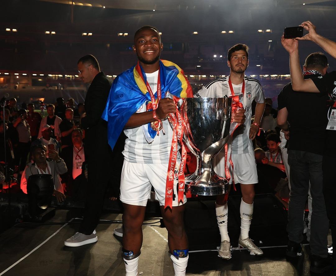 Jackson Muleka’nın yeni takımı açıklanıyor! Al-Kholood dan ayrılan oyuncu Gençlerbirliği ile görüşüyor... 2