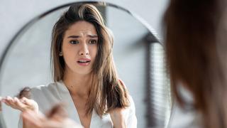 Kadınlarda saç dökülmesi giderek artıyor! Kadınlarda saç dökülmesi neden olur? Uzmanından uyarılar: Bu durum geç fark edilir