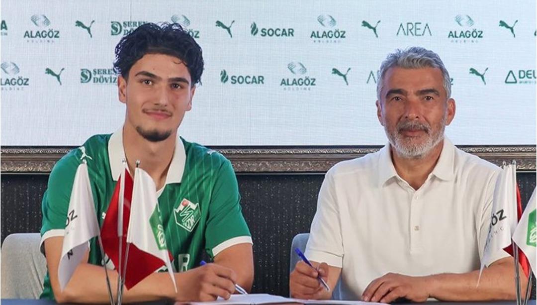 İtalyan devi Napoli TFF 1.Lig ekiplerinden Iğdır Fk dan Özder Özcan ı transfer ediyor! Resmi açıklama kısa süre içerisinde olacak... 2