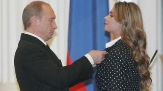 Putin'in herkesten gizlediği oğlunun fotoğrafı ortaya çıktı! Gizli sarayda yaşıyor iddiası...