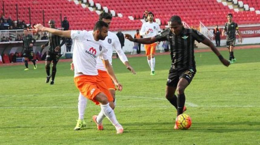 Akhisar Belediyespor 0 - 0 Medipol Başakşehir