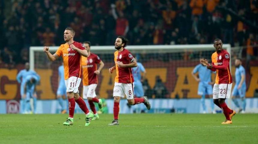 Galatasaray 7 kişilik Trabzonspor'u 2-1 ile ge&ccedil;ti