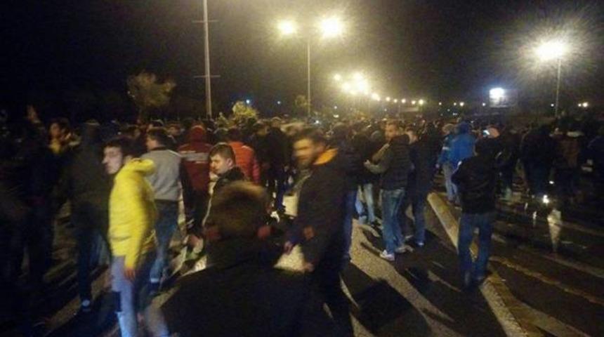 Trabzonsporlu taraftarlar TFF binasına saldırdı