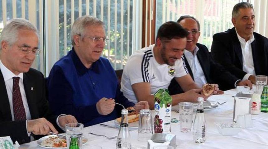 Fenerbahçe'de moral yemeği