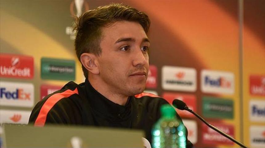 Fedakar eldiven Muslera