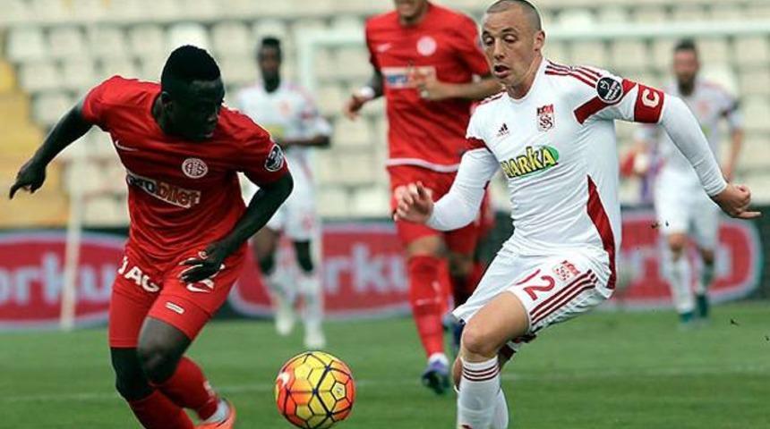  Medicana Sivasspor 0 - 0 Antalyaspor