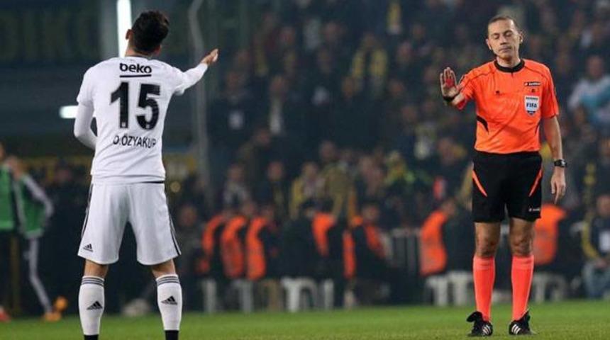 Ahmet Çakar'dan Cüneyt Çakır'a çok sert sözler