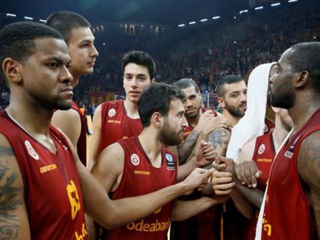 Galatasaray Odeabank 93 - 65 Pınar Karşıyaka
