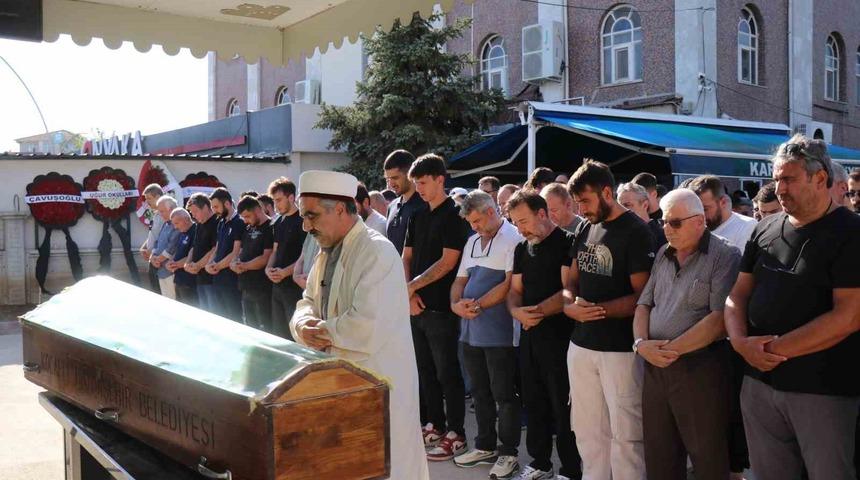 Feci kazada hayatını kaybeden Brisa yöneticisi son yolculuğuna uğurlandı