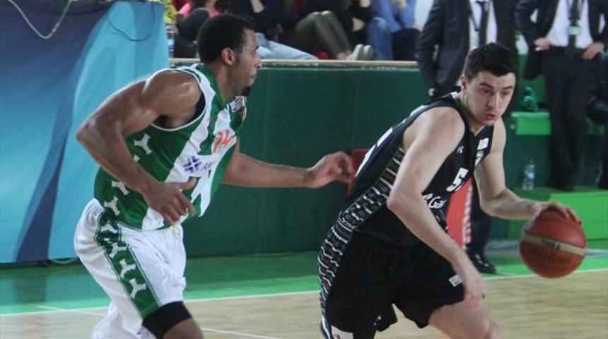 Akın &Ccedil;orap Yeşilgiresun Belediyespor 77-72 Dar&uuml;şşafaka Doğuş