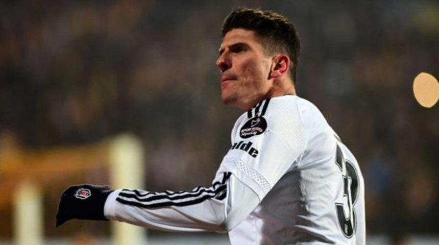 Mario Gomez rekora koşuyor